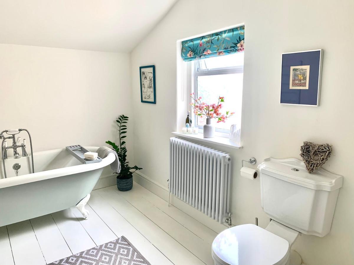 Lovely 3 Bed House In The Heart Of Cheltenham Bagian luar foto